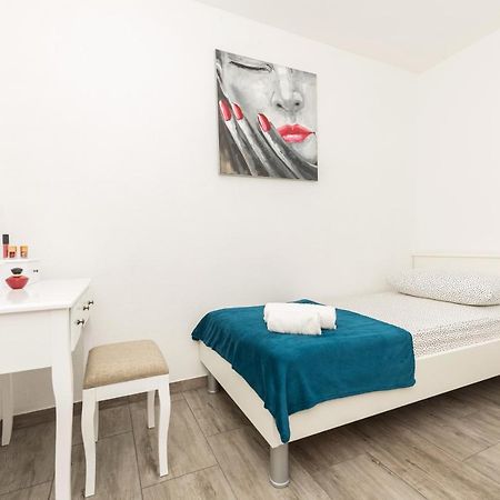 Ferienwohnung Makarska Dalija Exterior foto