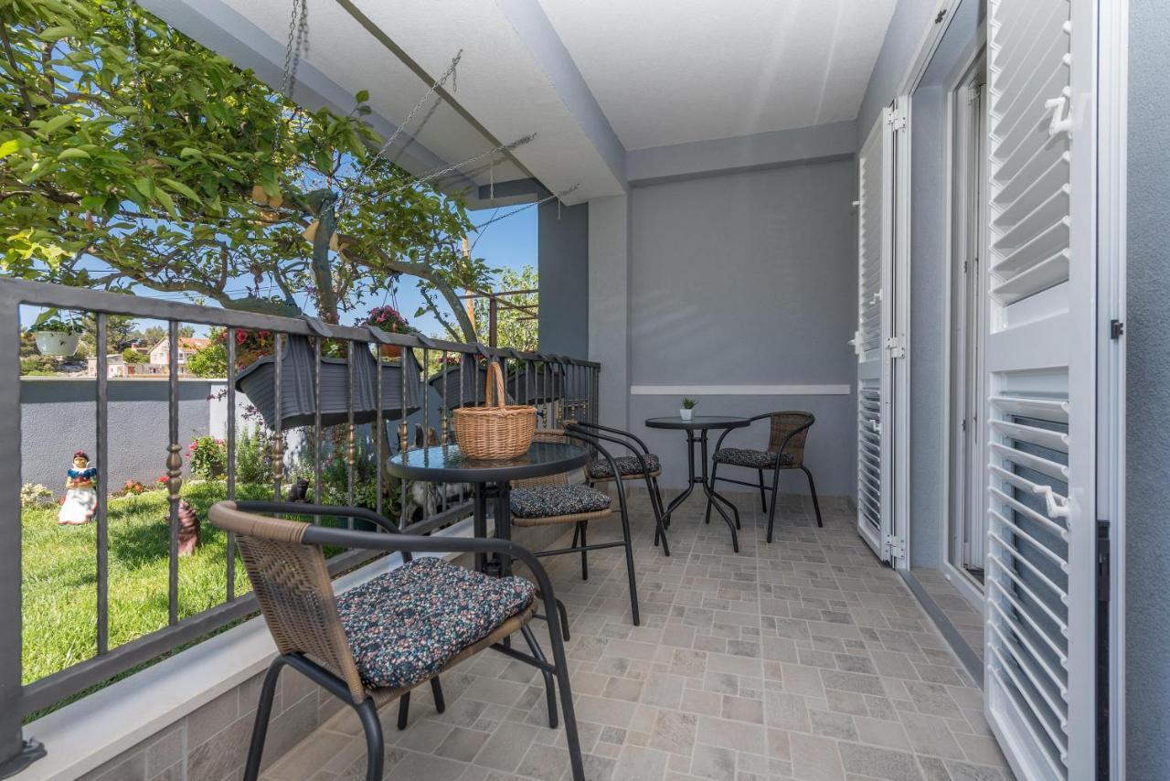 Ferienwohnung Makarska Dalija Exterior foto