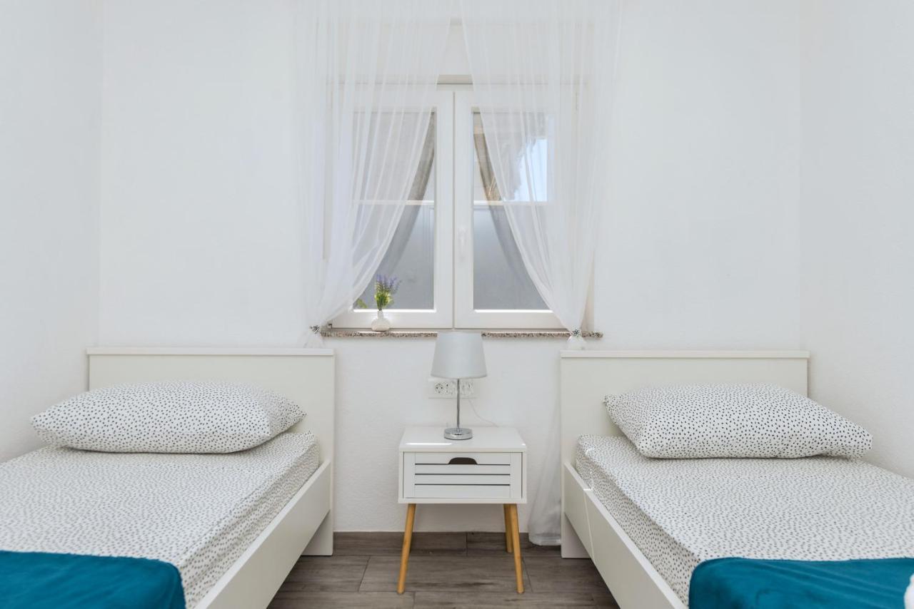 Ferienwohnung Makarska Dalija Exterior foto