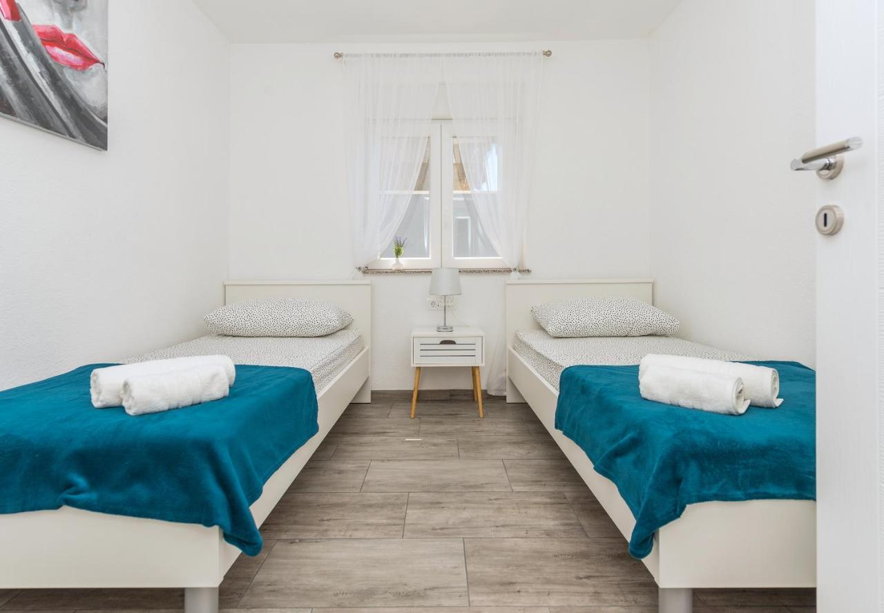 Ferienwohnung Makarska Dalija Exterior foto